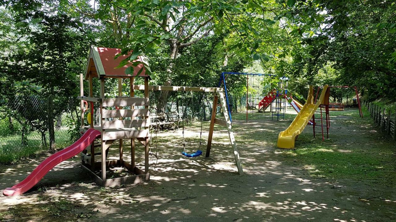 Agriturismo Ricciardelli Villa Contrada  Luaran gambar